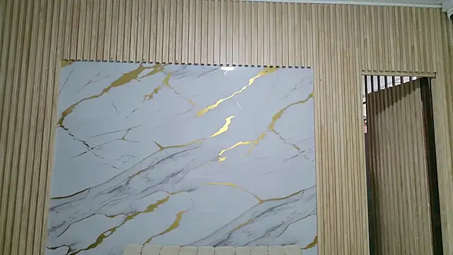 Snapshot of Sophie19__ chatting on April 13, 2026, 11:27 am Sophie19 online show from April 13, 2026, 11:27 am