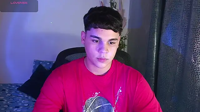 eithan jonnes online show from February 28, 2026, 9:05 pm