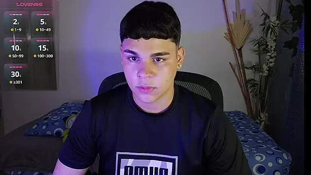 eithan jonnes online show from April 9, 2026, 7:08 pm