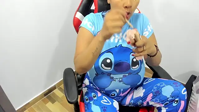 QueenNyxx online show from May 18, 2026, 10:26 pm