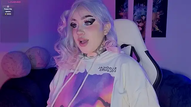 meowboo online show from May 22, 2026, 7:08 pm