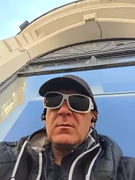 sk8brd snwbrd no snitch online show from April 27, 2026, 1:42 pm