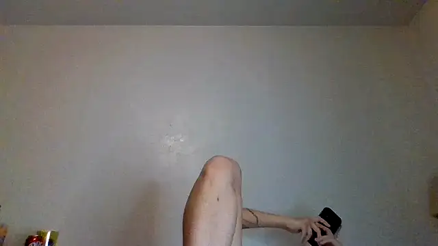 Tallhungandcloudy online show from March 22, 2026, 6:17 am