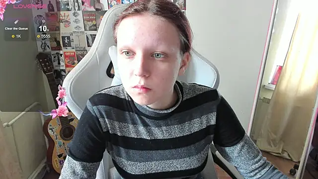 NikolFlostt online show from April 2, 2026, 1:03 am