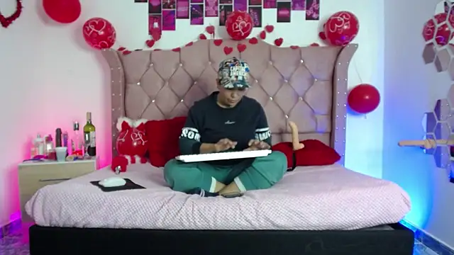 nat evans8 online show from February 17, 2026, 3:36 am