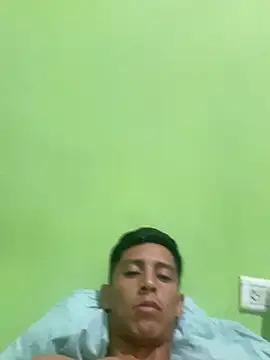 Snapshot of lpm125 chatting on February 25, 2026, 10:52 pm lpm125 online show from February 25, 2026, 10:52 pm