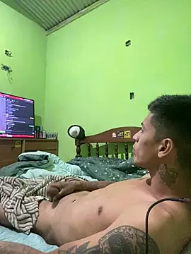 Snapshot of lpm125 chatting on April 5, 2026, 4:20 am lpm125 online show from April 5, 2026, 4:20 am