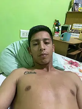 Snapshot of lpm125 chatting on April 13, 2026, 5:13 am lpm125 online show from April 13, 2026, 5:13 am