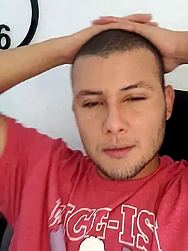 Snapshot of Dog_guy chatting on May 26, 2026, 6:37 pm Dog guy online show from May 26, 2026, 6:37 pm