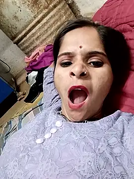 Nenshi sexy online show from April 29, 2026, 7:20 pm