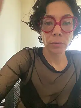 JeanneDuval8888 online show from February 13, 2026, 12:28 am