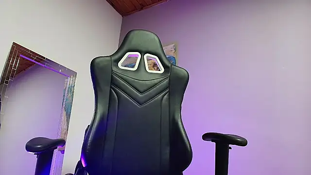 Noah-JONES online show from February 17, 2026, 3:36 am