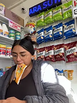 Snapshot of Michell_tits chatting on February 10, 2026, 12:53 pm Michell tits online show from February 10, 2026, 12:53 pm