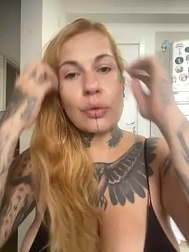 Snapshot of MissTamis chatting on March 25, 2026, 6:14 pm MissTamis online show from March 25, 2026, 6:14 pm