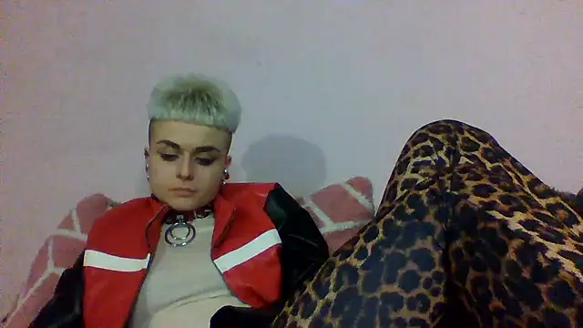 Snapshot of AlisaDear257 chatting on February 23, 2026, 9:01 pm AlisaDear257 online show from February 23, 2026, 9:01 pm