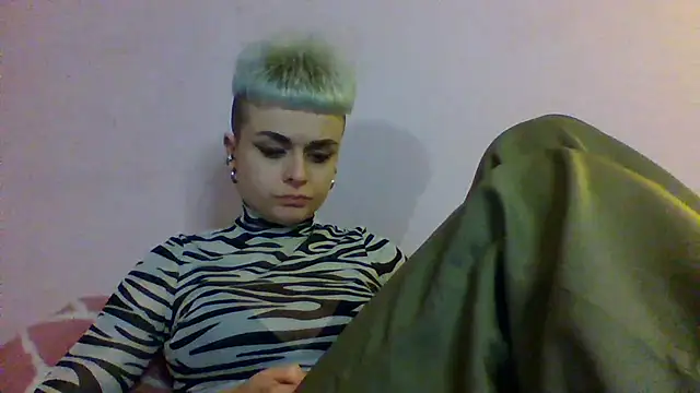 AlisaDear257 online show from March 10, 2026, 4:56 pm