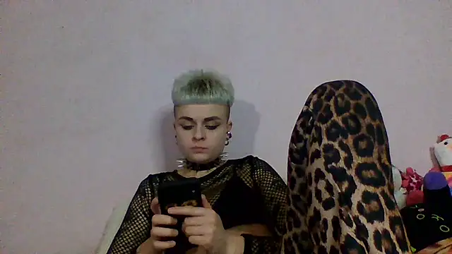 AlisaDear257 online show from April 4, 2026, 7:55 pm