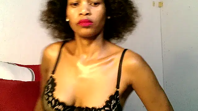 Mabelle Eveline online show from April 25, 2026, 3:53 pm