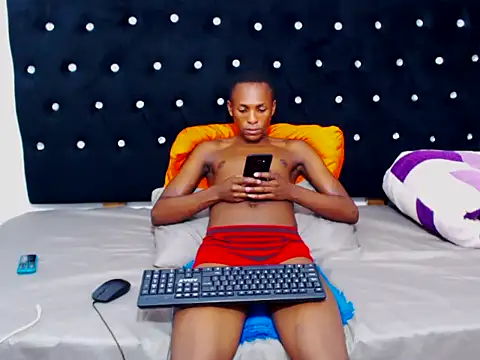 NtandoXx online show from March 25, 2026, 9:04 am
