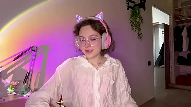 SlunkRear online show from February 13, 2026, 12:06 am