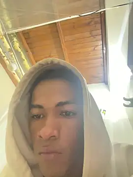 Snapshot of mondacuo3000 chatting on February 21, 2026, 12:28 pm mondacuo3000 online show from February 21, 2026, 12:28 pm