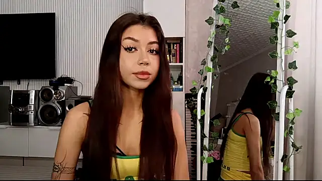 Snapshot of You_Club_Winx chatting on February 22, 2026, 11:20 am You Club Winx online show from February 22, 2026, 11:20 am