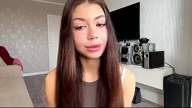 Snapshot of You_Club_Winx chatting on March 29, 2026, 7:19 am You Club Winx online show from March 29, 2026, 7:19 am