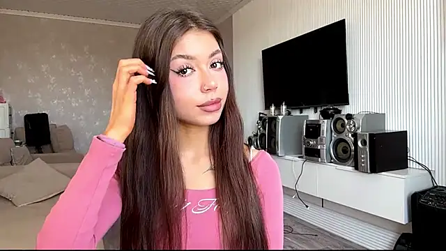 Snapshot of You_Club_Winx chatting on April 15, 2026, 7:15 am You Club Winx online show from April 15, 2026, 7:15 am