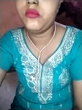 Nency Love143 online show from May 9, 2026, 5:29 pm