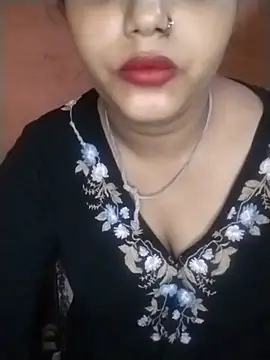 Nency Love143 online show from May 28, 2026, 7:33 pm
