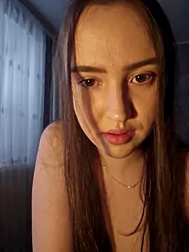 RedginBluebersky online show from May 2, 2026, 4:50 am