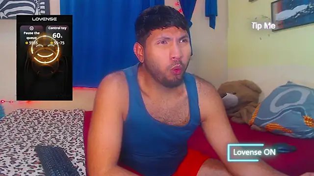 Snapshot of SamiQadir chatting on February 12, 2026, 8:37 pm SamiQadir online show from February 12, 2026, 8:37 pm