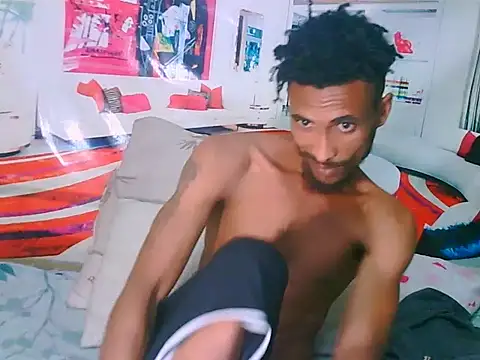 Snapshot of EroticPoison69 chatting on February 24, 2026, 5:44 pm EroticPoison69 online show from February 24, 2026, 5:44 pm