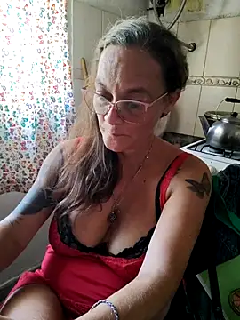 Snapshot of Nanybeach chatting on February 22, 2026, 6:28 pm Nanybeach online show from February 22, 2026, 6:28 pm