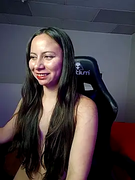 Snapshot of Mei_hells chatting on March 24, 2026, 11:10 pm Mei hells online show from March 24, 2026, 11:10 pm