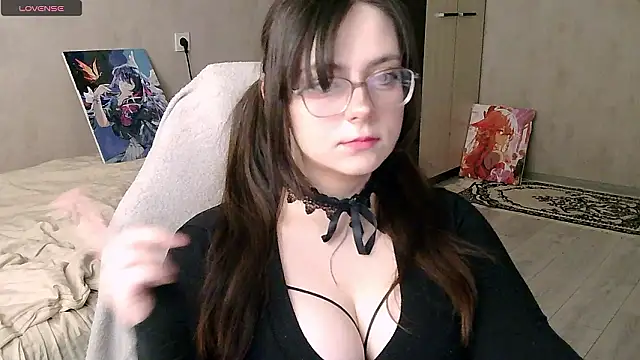 StayWithYuki online show from February 21, 2026, 7:20 am