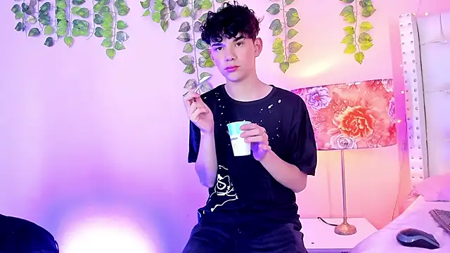 Philippsx online show from April 8, 2026, 4:45 am