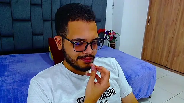 J black  online show from February 26, 2026, 9:03 pm