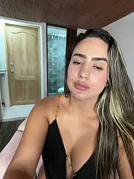 Miilana  online show from May 16, 2026, 12:07 am