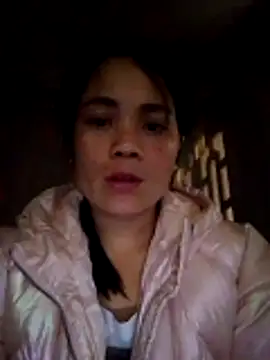 Snapshot of molly-xx chatting on March 11, 2026, 5:57 am molly-xx online show from March 11, 2026, 5:57 am