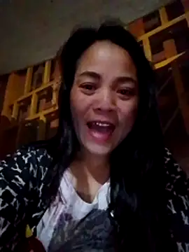 Snapshot of molly-xx chatting on March 11, 2026, 10:38 pm molly-xx online show from March 11, 2026, 10:38 pm