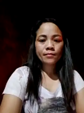 Snapshot of molly-xx chatting on April 3, 2026, 11:03 pm molly-xx online show from April 3, 2026, 11:03 pm