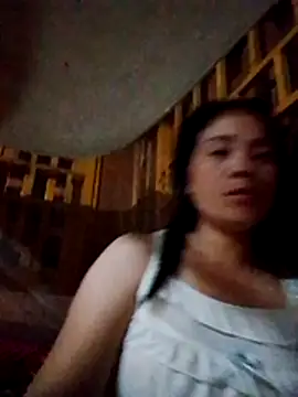 Snapshot of molly-xx chatting on April 9, 2026, 1:49 pm molly-xx online show from April 9, 2026, 1:49 pm