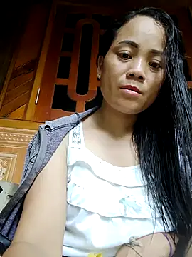 Snapshot of molly-xx chatting on June 22, 2026, 3:47 am molly-xx online show from June 22, 2026, 3:47 am