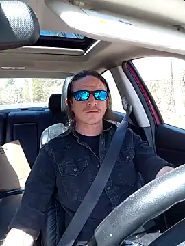 Snapshot of ShadowLove85 chatting on April 9, 2026, 6:13 pm ShadowLove85 online show from April 9, 2026, 6:13 pm