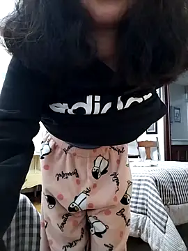 Violet cuteass online show from February 25, 2026, 2:10 am