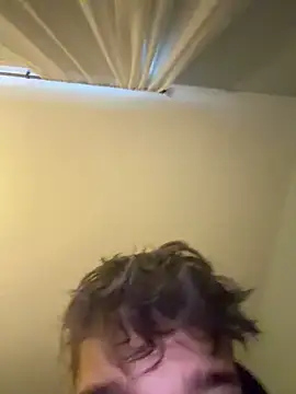 Snapshot of maxxboyyy chatting on February 12, 2026, 9:54 pm maxxboyyy online show from February 12, 2026, 9:54 pm