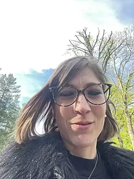 blondie-27 online show from April 22, 2026, 4:08 pm