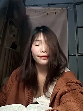 Snapshot of Girl-crazy1 chatting on March 22, 2026, 3:48 pm Girl-crazy1 online show from March 22, 2026, 3:48 pm