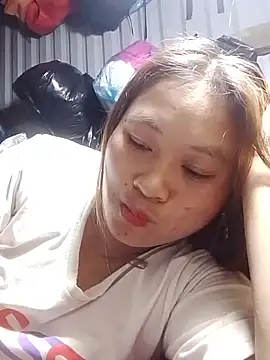 Snapshot of bany-lee chatting on February 27, 2026, 2:11 am bany-lee online show from February 27, 2026, 2:11 am